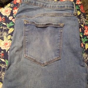 Old Navy Lightwash Jeans